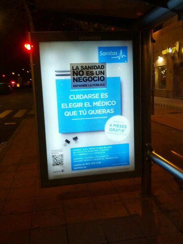 La Sanidad se defiende de muchas maneras, y una es negando el discurso oficial. Descargas el texto,lo imprimes y a pegar como si no hubiera un mañana!